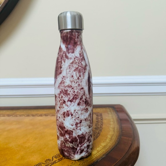 Swell Other - Swell Brown Marble 17 oz Stainless Steel Vacuum Insulated Hydration Water Bottle